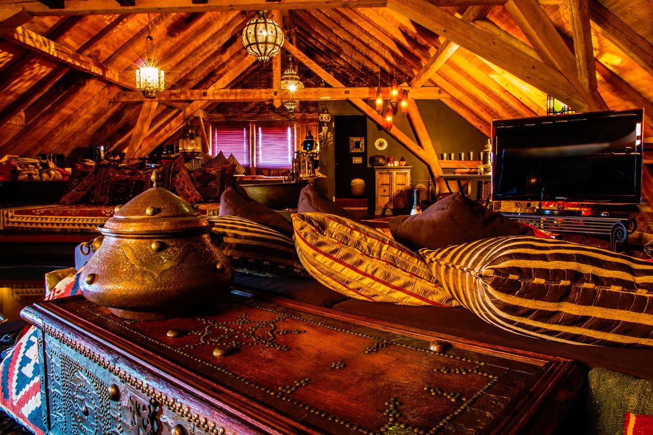 Bijou Hotel / Love And Romance Kallnach Ruang foto