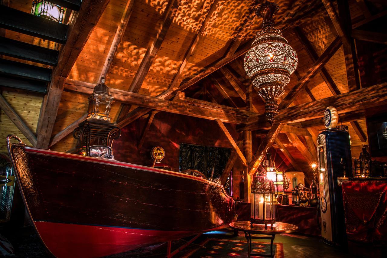 Bijou Hotel / Love And Romance Kallnach Bagian luar foto