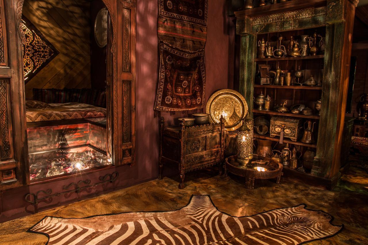 Bijou Hotel / Love And Romance Kallnach Ruang foto