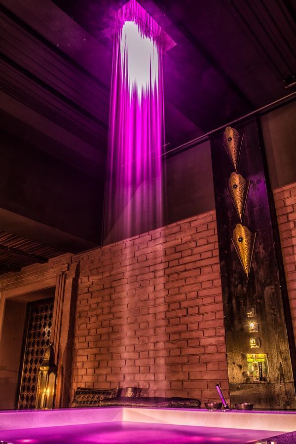 Bijou Hotel / Love And Romance Kallnach Ruang foto